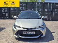 Begagnad Toyota Corolla Design 122 HK (89 kW) 2019 Silver Halvkombi
