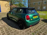 Gebraucht Mini Cooper S Hatch 135 kW (184 PS) 2022 Grün Kleinwagen