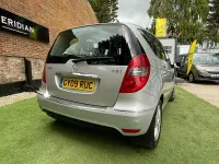 Begagnad Mercedes A180 Avantgarde 2009 Silver Halvkombi