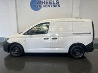 Usado VW Caddy S 102 HP (75 kW) 2022 Branco Monovolume