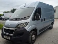 Used Peugeot Boxer 140 HP (102 kW) 2021 Blue Van