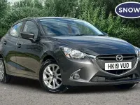 Usado Mazda 2 90 HP (66 kW) 2019 Cinzento Citadino