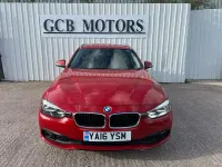 Begagnad BMW 318 Impressive 2016 Röd Kombi