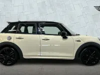Used Mini Cooper S Hatch 189 HP (139 kW) 2019 White Hatchback