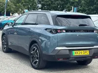 Used Peugeot e-5008 Allure 152 kW (207 HP) 2024 Blue SUV