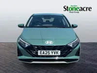 Used Hyundai i20 Advanced 100 HP (73 kW) 2025 Green Hatchback