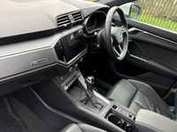 Used Audi Q3 S-Line 150 HP (110 kW) 2024 White SUV