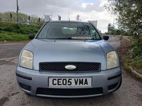 Used Ford Fusion 80 HP (58 kW) 2005 Blue Hatchback