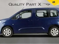 Begagnad Vauxhall Combo S 100 HK (73 kW) 2020 Blå Minibuss