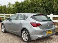 Used Vauxhall Astra 115 HP (84 kW) 2015 Silver Hatchback