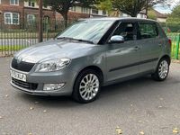 Begagnad Skoda Fabia Elegance 2012 Grå Halvkombi