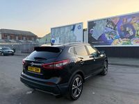 Used Nissan Qashqai N-Connecta 115 HP (84 kW) 2017 Black SUV