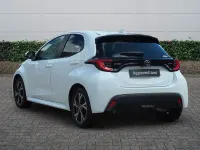 Used Toyota Yaris Design 116 HP (85 kW) 2024 White Hatchback