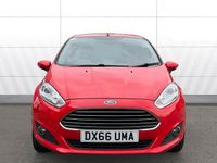 Used Ford Fiesta Zetec 101 HP (74 kW) 2016 Red Hatchback
