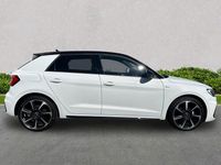 Usado Audi A1 Black Edition 95 HP (69 kW) 2022 Branco SUV