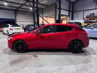 Used Mazda 3 Inclusive 150 HP (110 kW) 2018 Red Hatchback