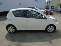 Used Toyota Aygo 68 HP (50 kW) 2014 White Hatchback