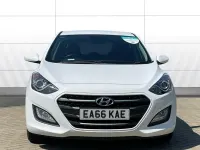 Used Hyundai i30 SE 110 HP (80 kW) 2016 White Hatchback