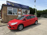 Used Ford Focus Studio 2014 Red Hatchback