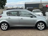 Used Vauxhall Corsa 101 HP (74 kW) 2014 Silver Hatchback