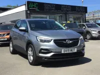 Used Vauxhall Grandland X S 130 HP (95 kW) 2019 Grey SUV