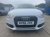 Used Audi A1 Sportback Sport 125 HP (91 kW) 2016 White Hatchback