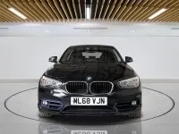Usado BMW 120 Sport Line 190 CV (139 kW) 2018 Negro Utilitario