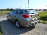 Usado Toyota Auris Hybrid 2014 Castanho Carrinha
