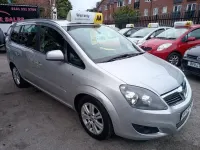 Used Vauxhall Zafira Design Edition 115 HP (84 kW) 2012 Silver MPV