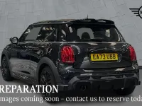 Usado Mini Cooper Hatch 134 CV (98 kW) 2024 Negro Utilitario
