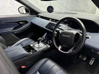 Used Land Rover Range Rover evoque SE Dynamic 2019 White SUV