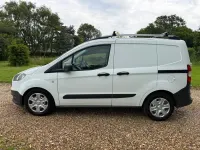 Used Ford Transit 74 HP (54 kW) 2017 White Estate