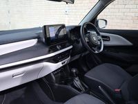 Used Suzuki Swift 82 HP (60 kW) 2025 Pure white/mineral grey Hatchback