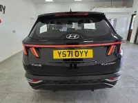 Używany Hyundai Tucson SE 180 KM (132 kW) 2022 Czarny SUV
