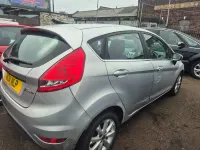 Used Ford Fiesta Zetec 82 HP (60 kW) 2011 Silver Hatchback