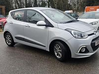Used Hyundai i10 Premium 87 HP (63 kW) 2015 Silver Hatchback