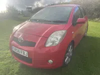 Used Toyota Yaris SR 133 HP (97 kW) 2008 Red Hatchback