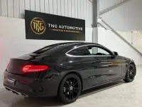 Usado Mercedes C220 AMG line 194 CV (142 kW) 2018 Negro Coupe