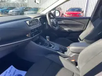 Usado Nissan Qashqai Visia 2022 Gris SUV