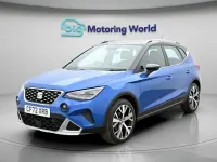 Usado Seat Arona Xperience Lux 110 CV (80 kW) 2023 Azul SUV