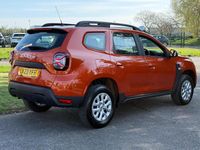 Used Dacia Duster Expression 90 HP (66 kW) 2023 Orange SUV