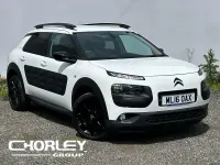 Used Citroën C4 Cactus Flair 82 HP (60 kW) 2016 White Hatchback