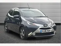 Gebraucht Toyota Aygo X-clusiv 69 PS (50 kW) 2016 Grau Kleinwagen
