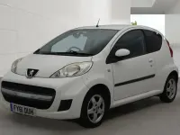 Used Peugeot 107 Sportium 68 HP (50 kW) 2011 White Hatchback