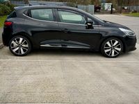 Used Renault Clio IV Dynamique 2015 Black Hatchback