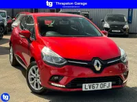 Used Renault Clio IV Dynamique 2017 Red Hatchback