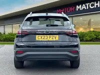 Begagnad VW Taigo S 2023 Svart SUV