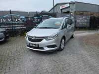 Used Vauxhall Zafira Design Edition 140 HP (102 kW) 2017 Silver MPV