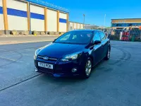 Used Ford Focus Zetec 2013 Blue Hatchback