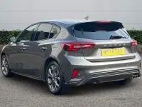 Używany Ford Focus ST-Line 2024 Szary Hatchback